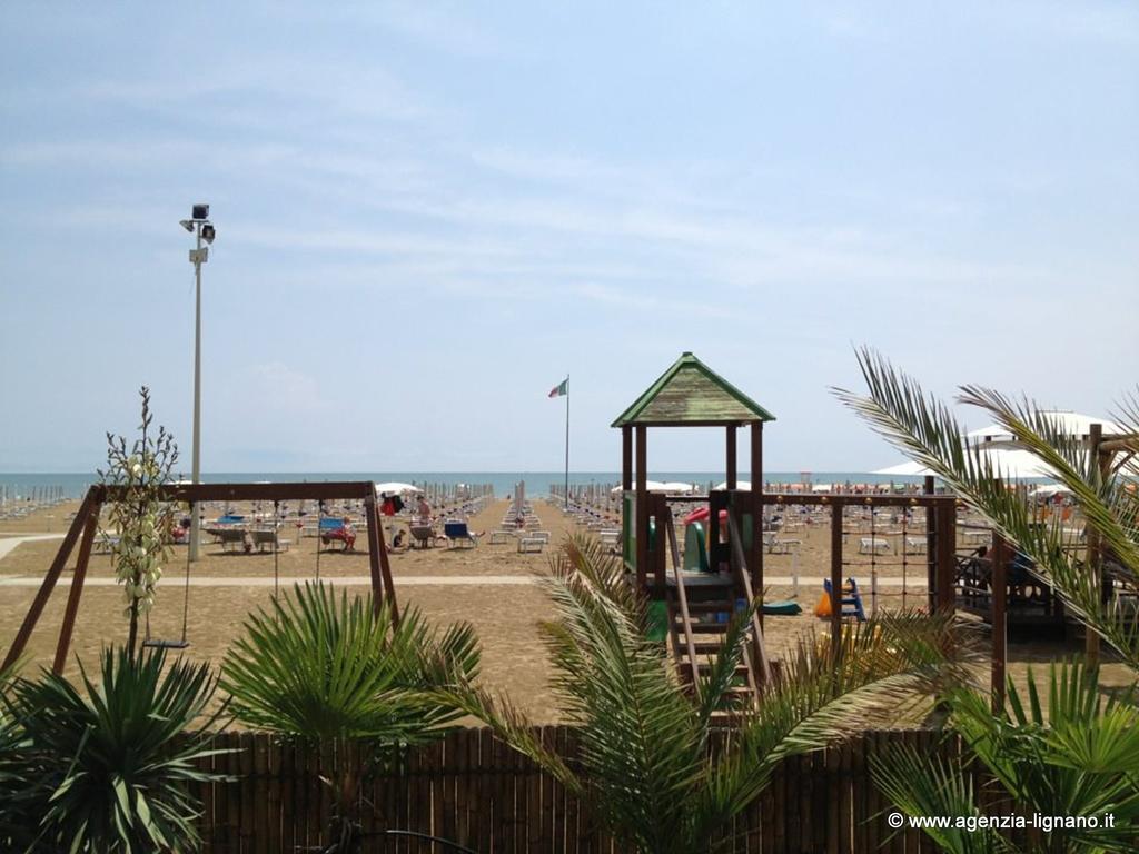 Lignano Pineta With Air Conditioning&Washing Machine Daire Lignano Sabbiadoro Dış mekan fotoğraf